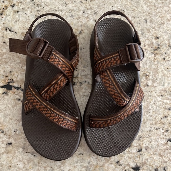 Chacos Men’s Classic - size 9 - Picture 2 of 3